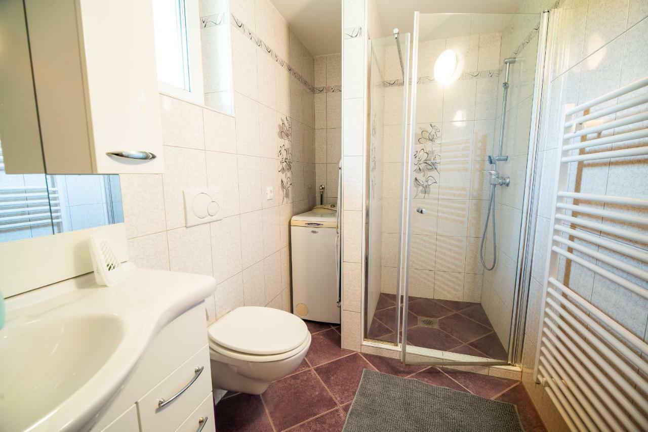 Luxury Apartment Ana With Hot Tub Visnja Gora Ngoại thất bức ảnh
