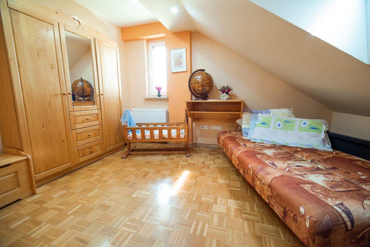 Luxury Apartment Ana With Hot Tub Visnja Gora Ngoại thất bức ảnh